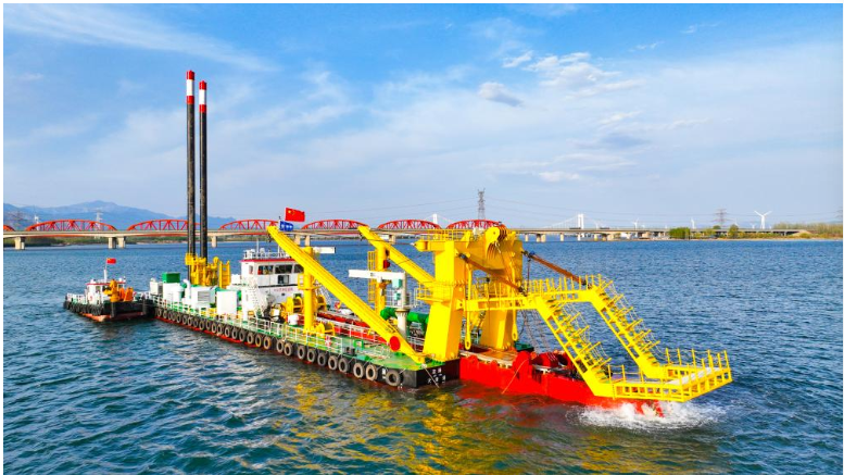 Environmentally friendly cutter suction dredger 