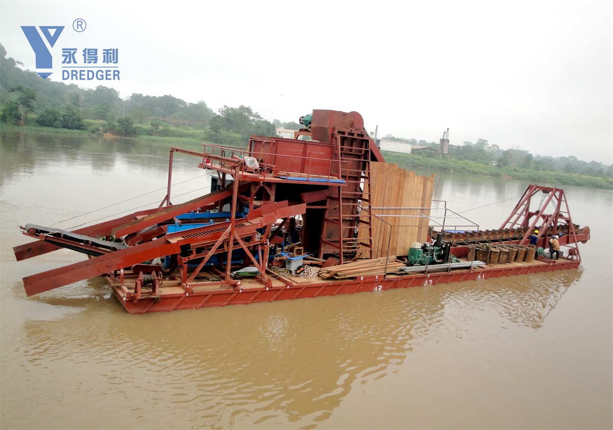 portable gold dredger