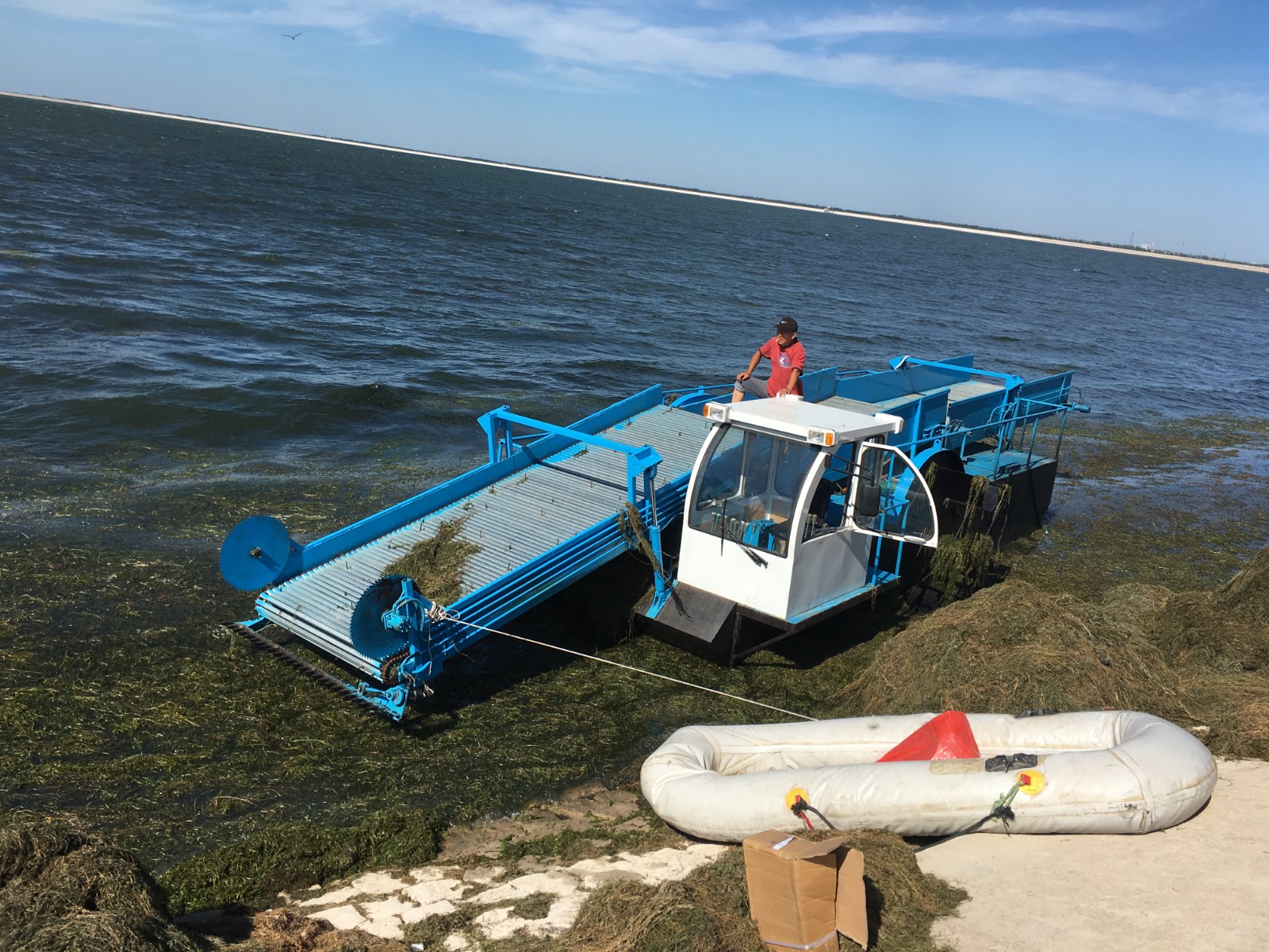 Water Hyacinth Harvester