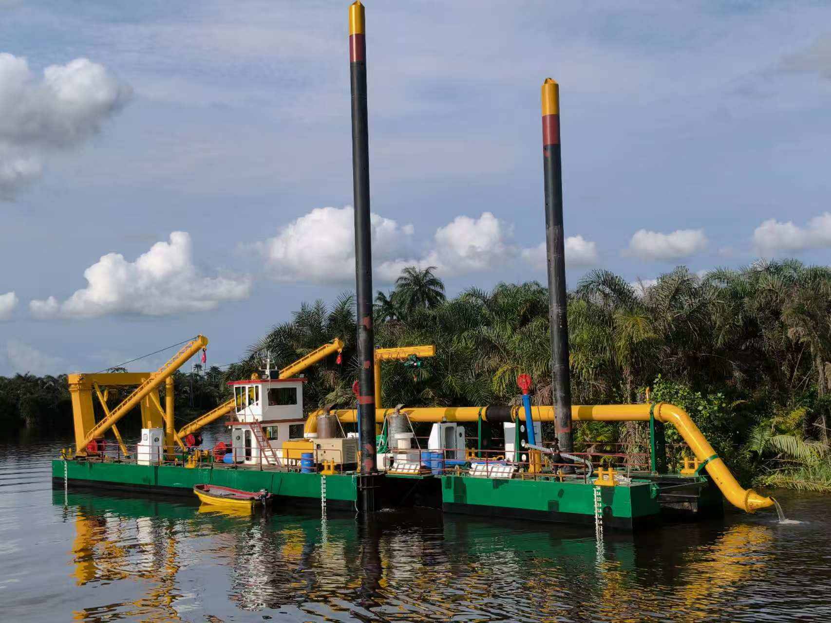 Trial operation of 26 inch cutter suction sand dredger in Nigeria