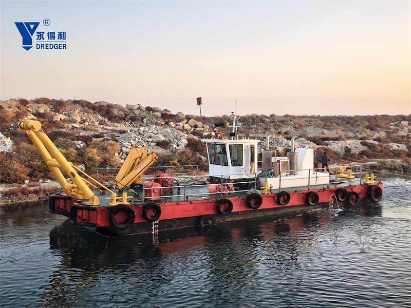self-propelled boat
