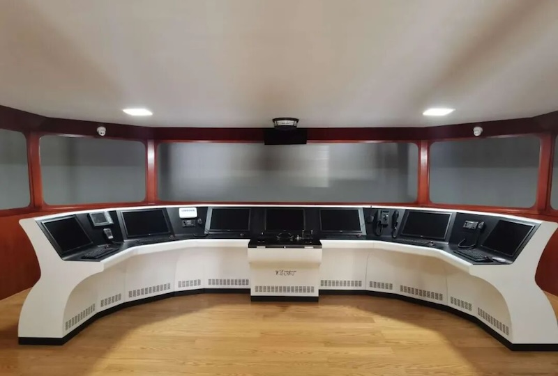 360-Degree Ship Handling Simulator