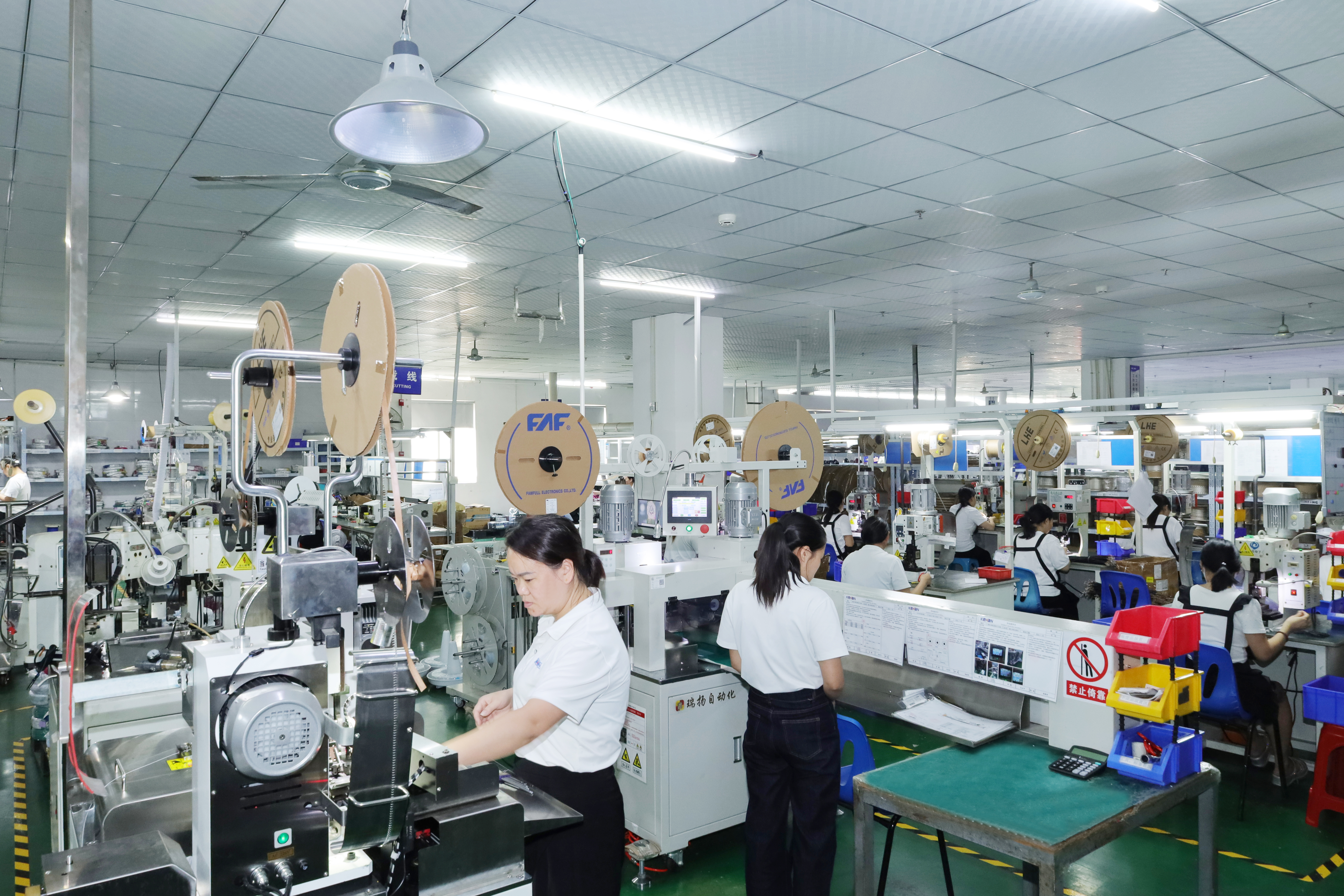 DC Power Cable Assembly