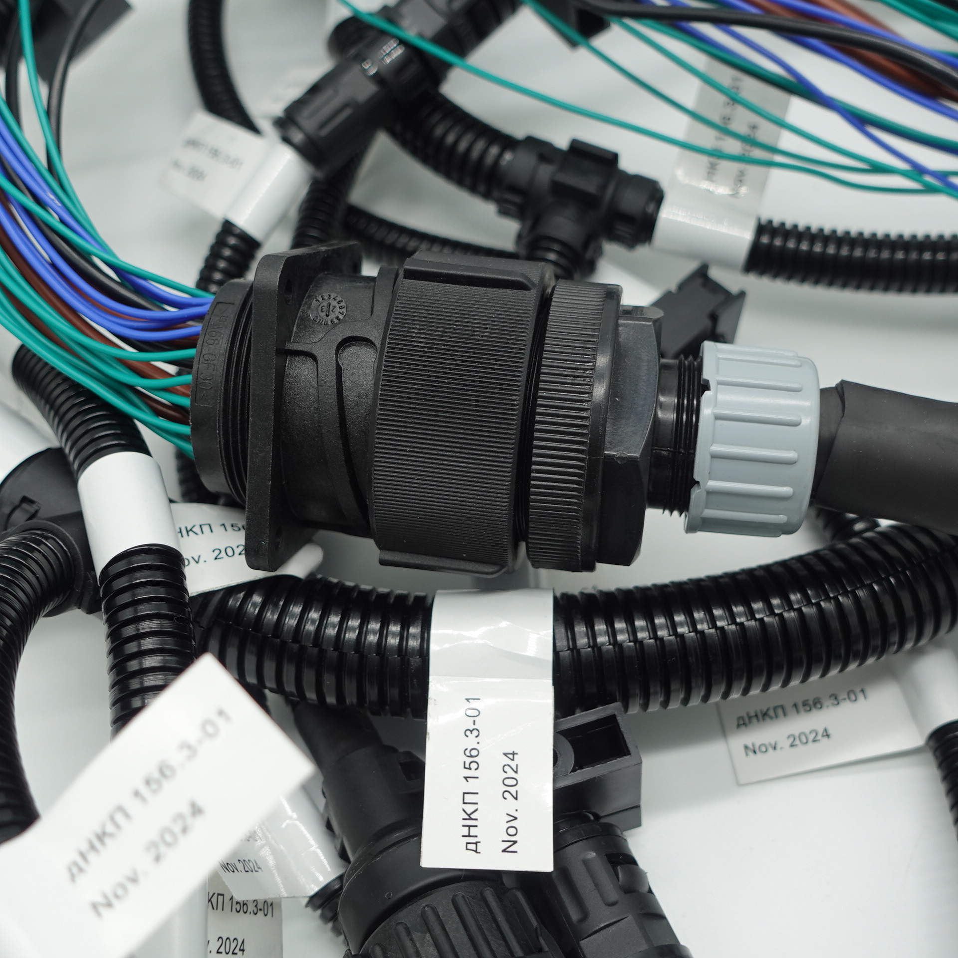 2 prong wire harness