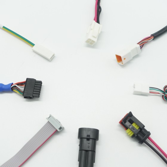 Custom Electronic 2.5mm Pitch Female PA66 Wire Connector 2-4 Pin JST XH 2.54 Cable Harness Assembly 10way Cables for Various