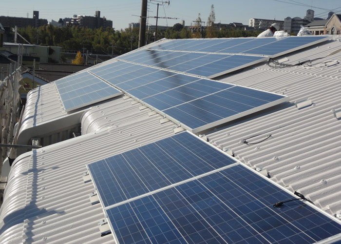 Proyecto de montaje de techo metálico de 160KW en Malasia