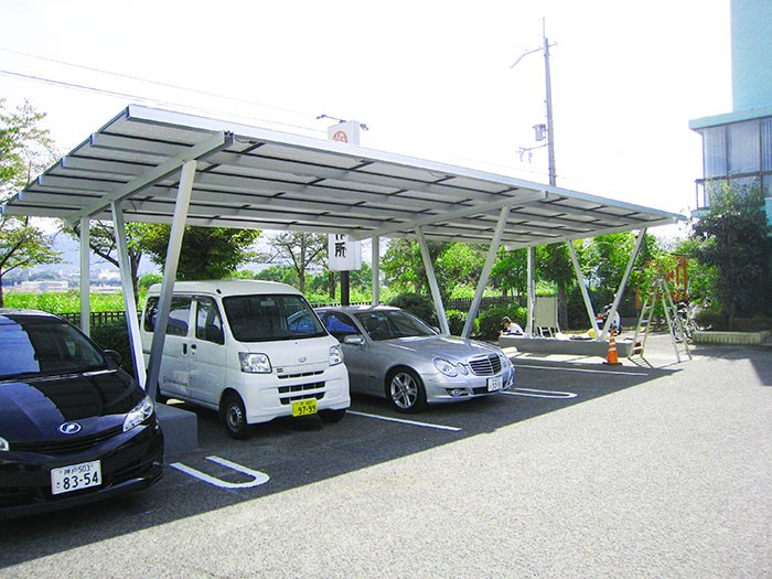 Productshow: montagesysteem voor carport op zonne-energie