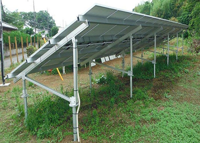 Sistema di racking a terra solare in alluminio 100kw in Vietnam