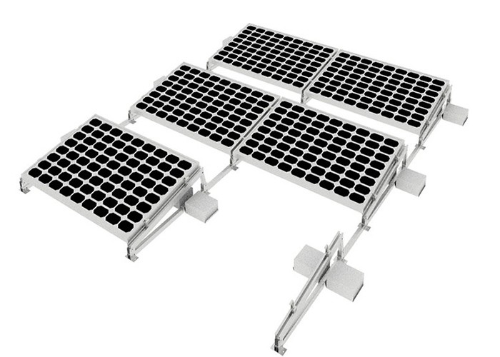 Sistema di scaffalature per tetto piano con zavorra solare MG