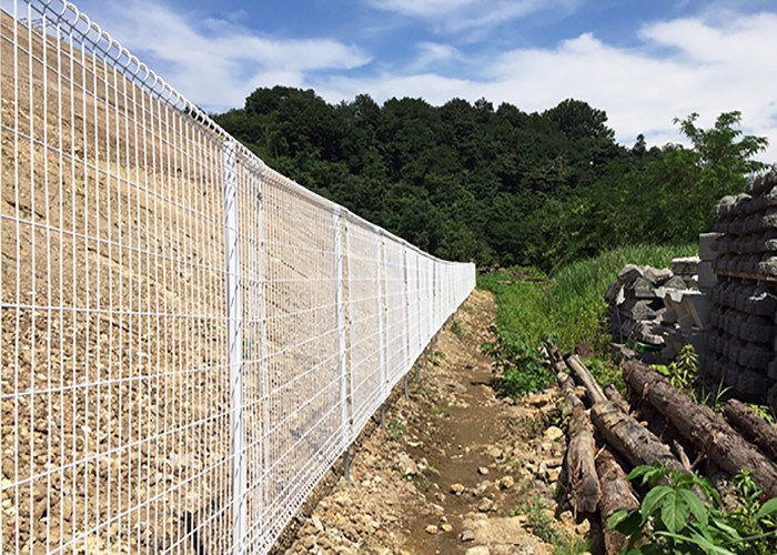 Pannelli di recinzione zincati a caldo MG Solar