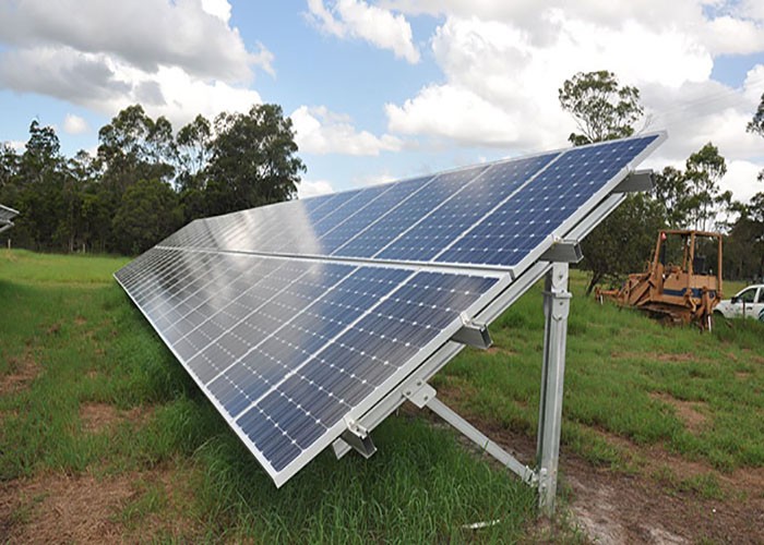 800KW Solar Pile Ground Racking Structure di Spanyol