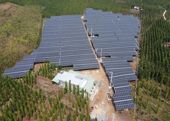 Estructura de estantería de tierra solar galvanizada 3000KW en Japón