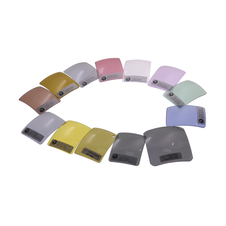 Customized TAC Polarized Photochromic Lenses for Sunglasses Color Changing Lens Customized TAC Polarized Photochromic Lenses for Sunglasses Color Changing Lens