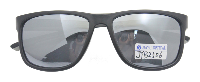 Plastic Frame Sun Glasses Plastic Frame Sun Glasses