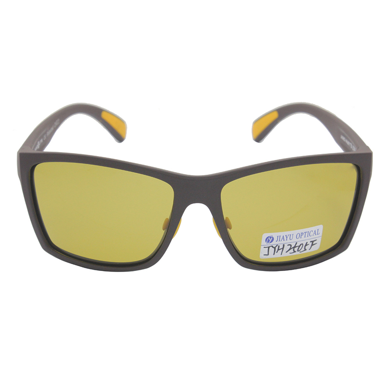 Производитель выпускает плавающие поляризованные солнцезащитные очки ТПХ для рыбалки, серфинга и водных видов спорта.