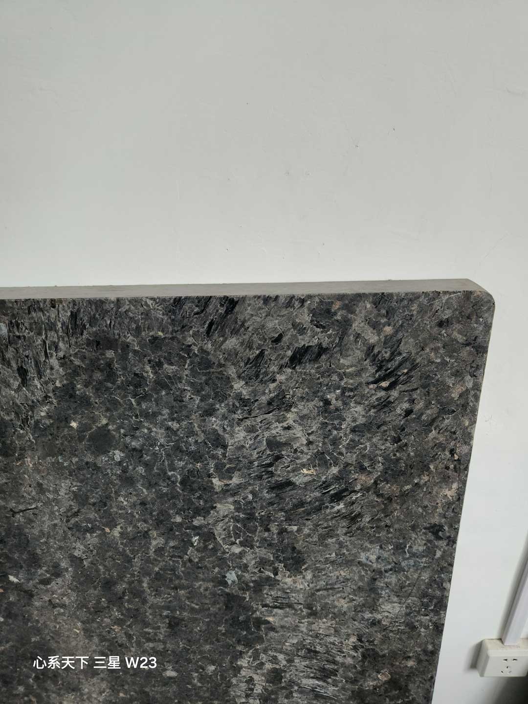 70% Black Fiberglass GMT Block Pallet
