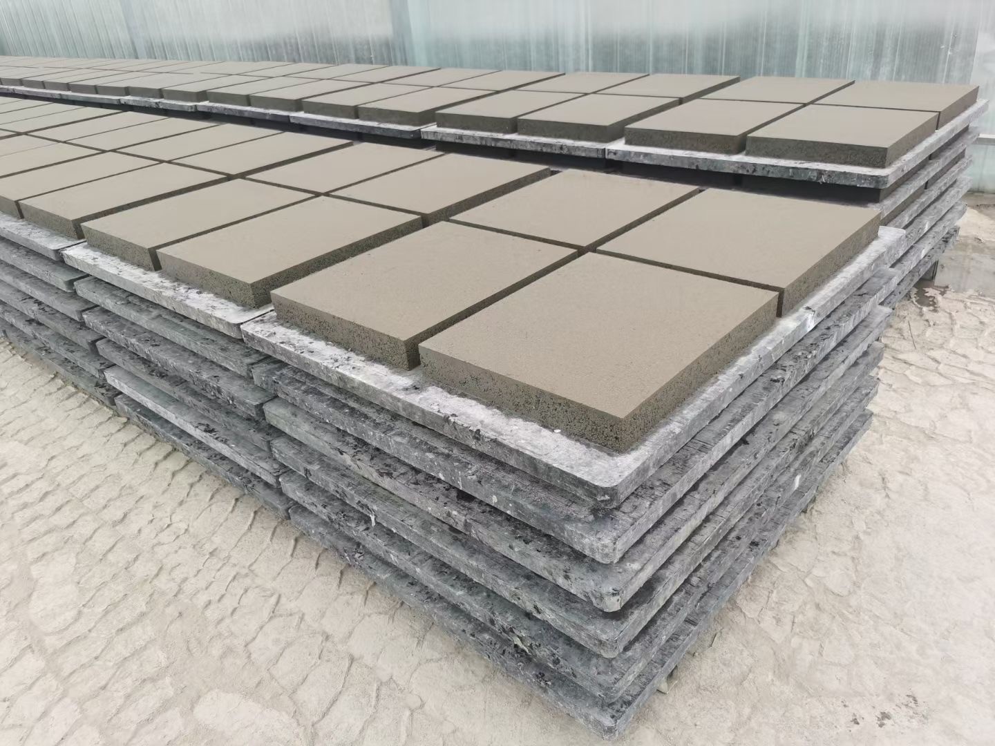 White Fiberglass GMT Pallet
