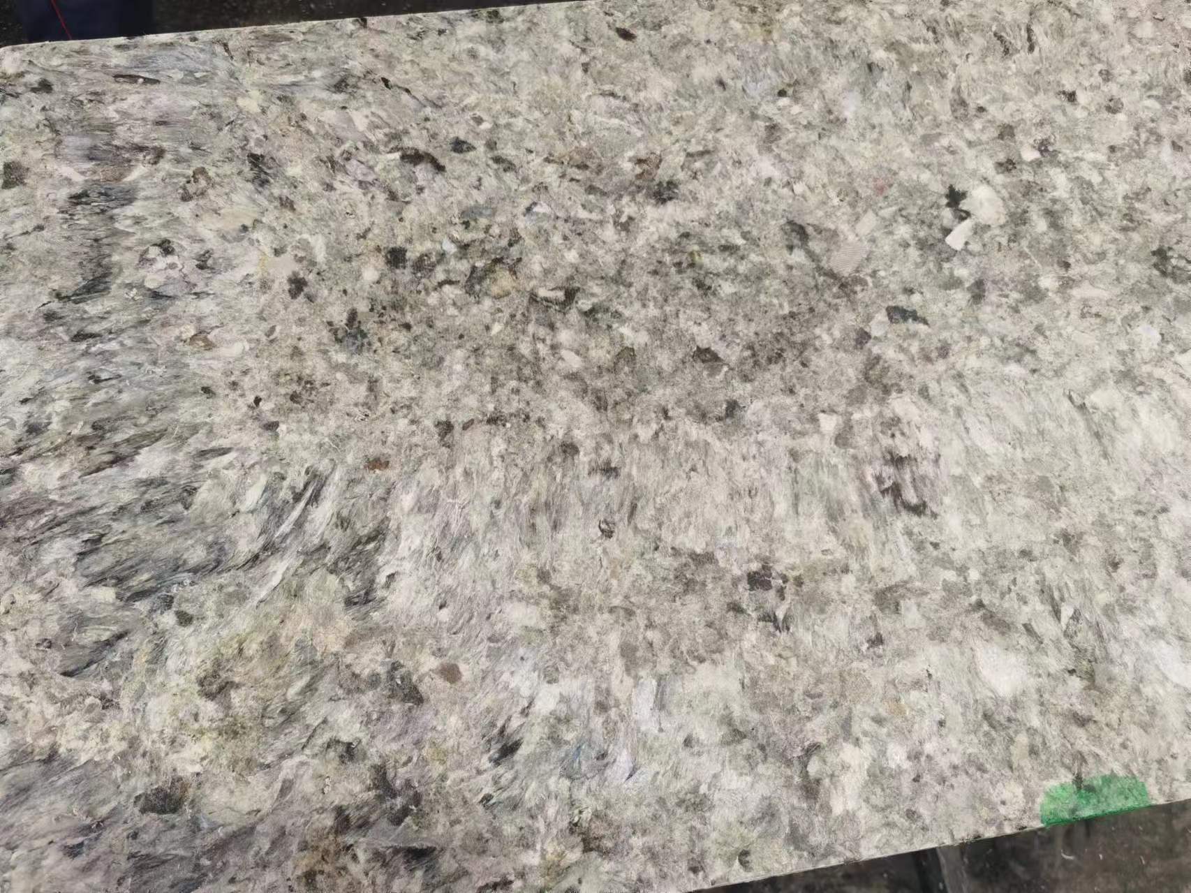 85% Reinforced White GMT Fiberglass Pallet