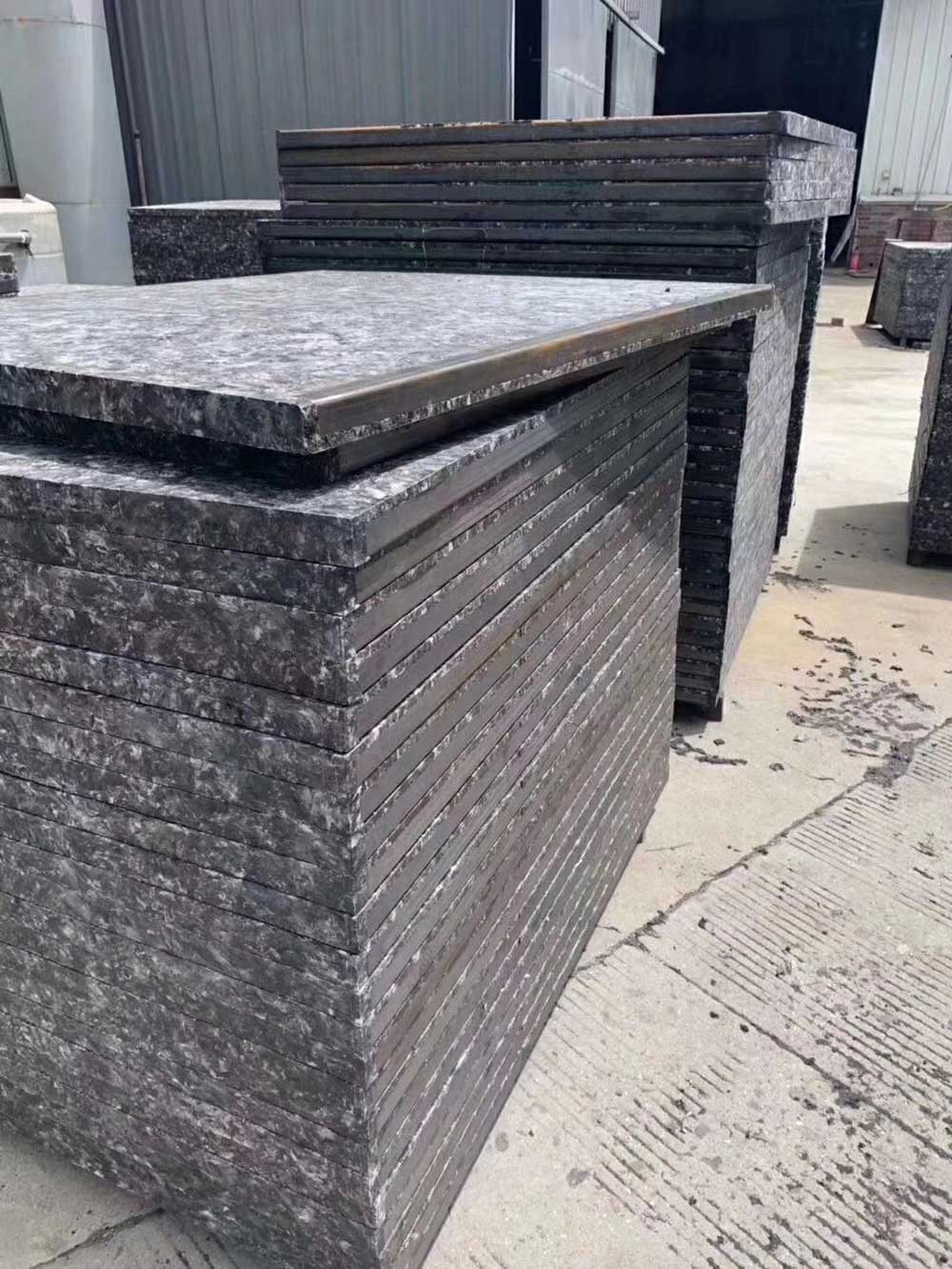 GMT Pallet With Steel Edge