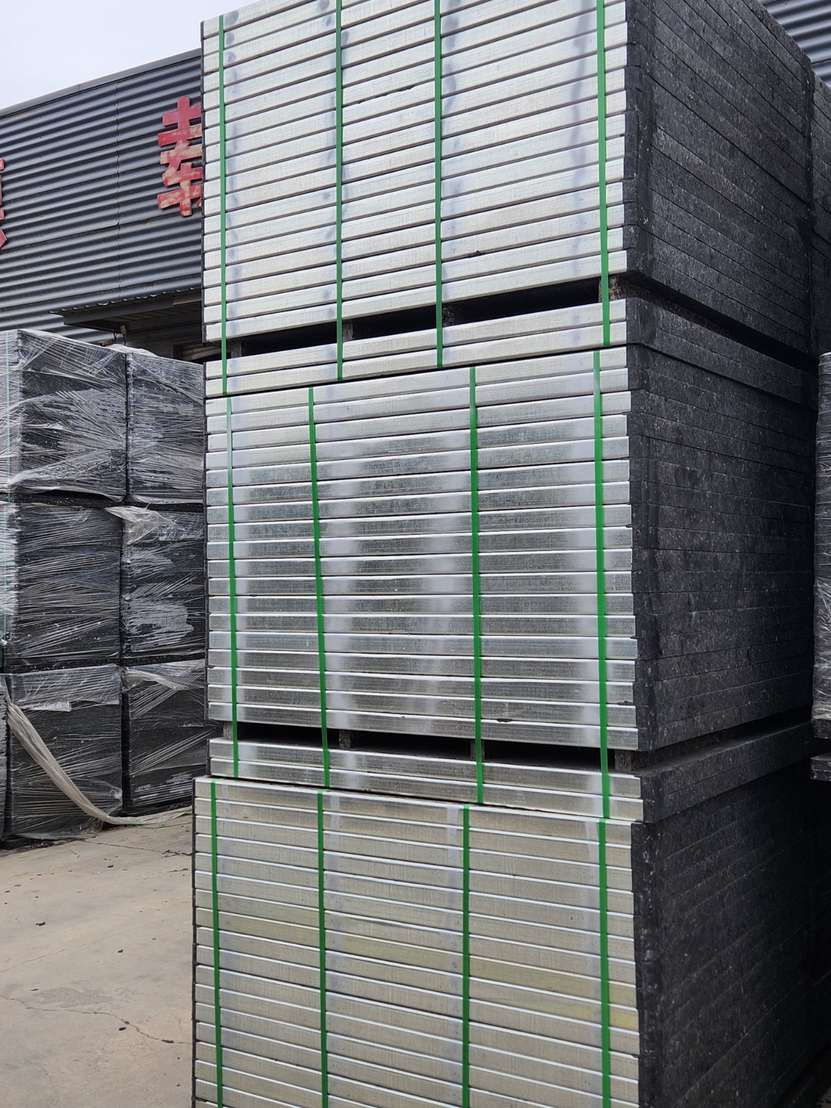 Brick Pallets