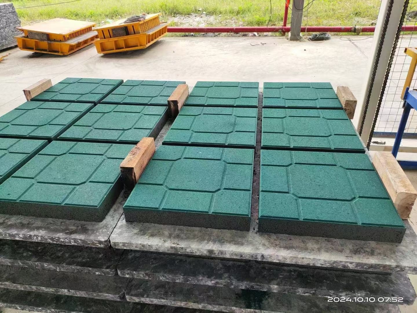 fiberglass pallet