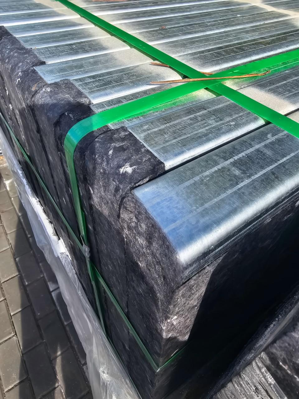 Fiberglass GMT Pallet with Steel Edge