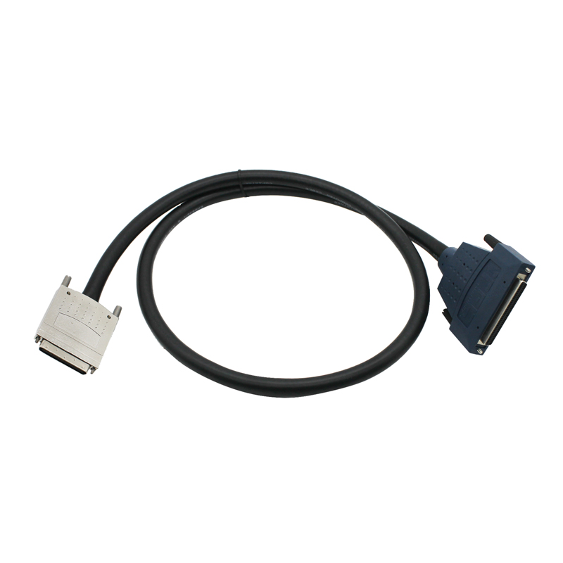 68-pin VHDCI Male To SCSI 68-pin Female Connector