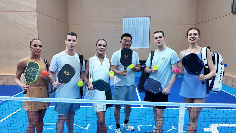 International Standard Dance Champions Visit Yudino Sports