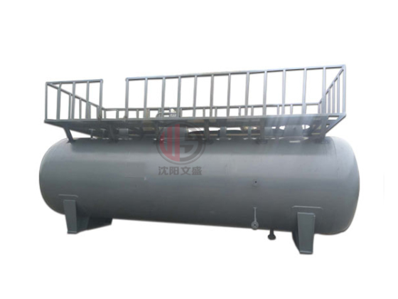 فاصل ترشيح ثلاثي المراحل وفقًا لمعايير ASME