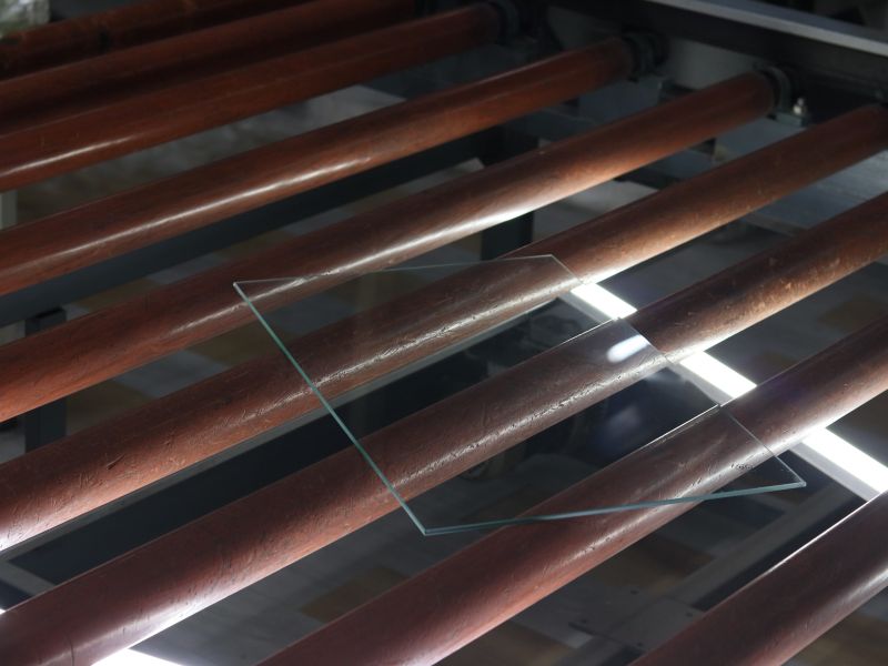 PVB frente a capa intermedia SGP: ¿Cuál es mejor para el vidrio laminado estructural?