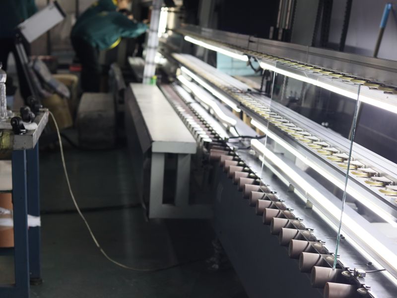 ¿Cuánto más caro es el vidrio bajo en hierro?