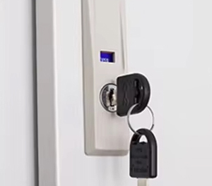 lemari baju besi minimalis