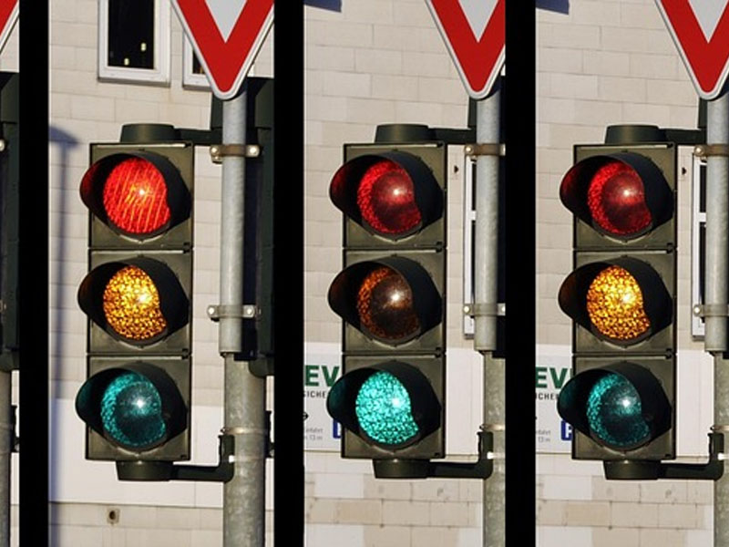 インテリジェント信号制御および調整システム