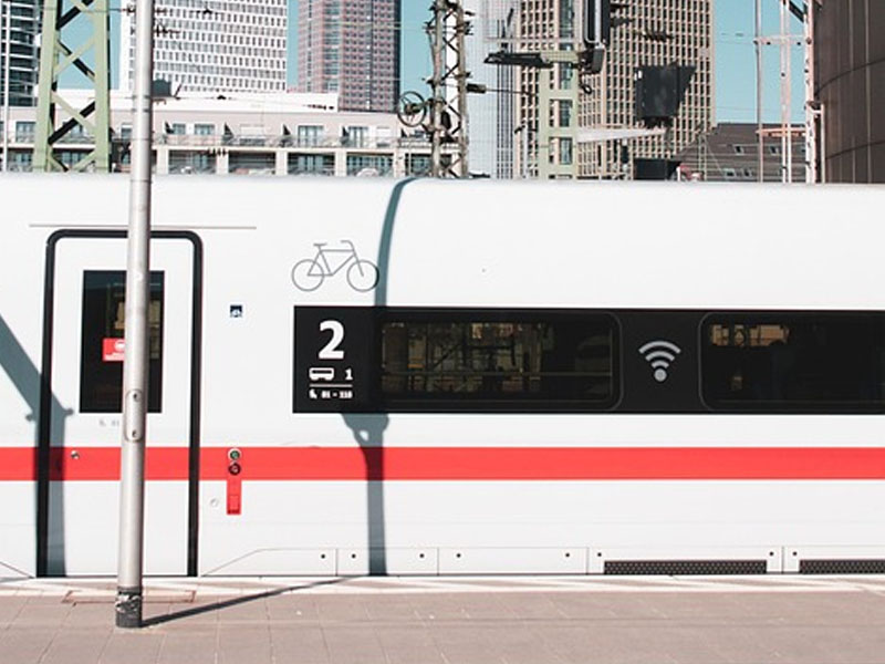 Railway transportation communication and signal equipment and intelligent control technology