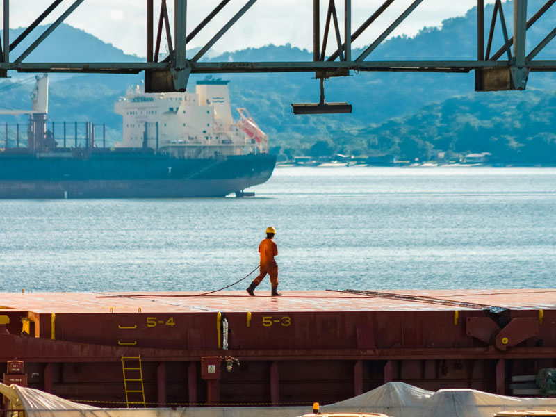 Digital technology covering the entire process and cycle of port construction maintenance and operation