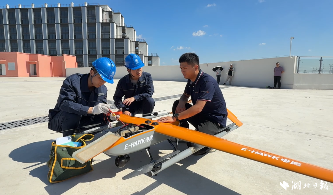 Unmanned delivery vehicle