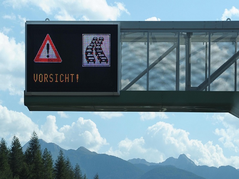 New types of traffic signal control systems