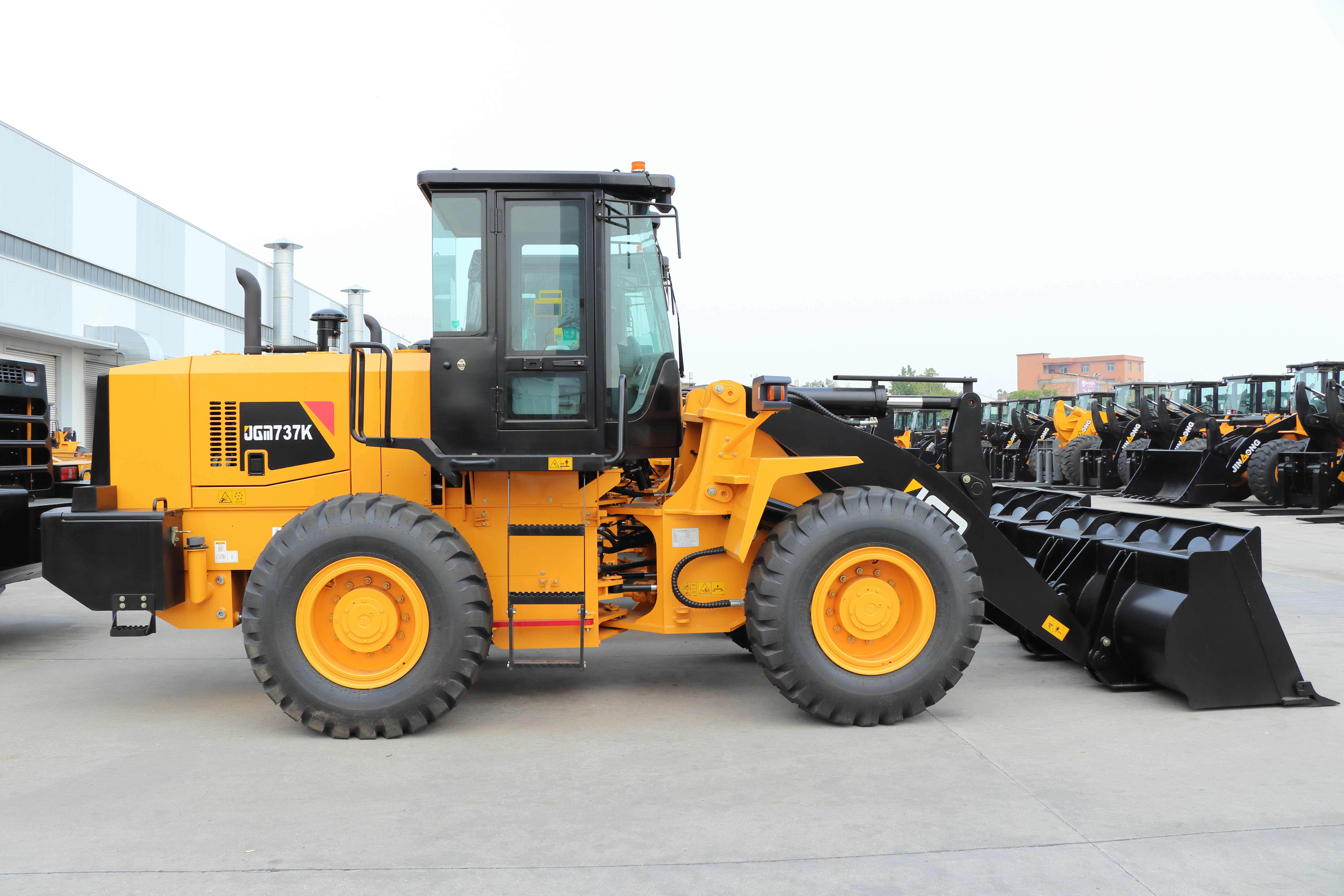 Carregadeiras de rodas pequenas JGM737K
