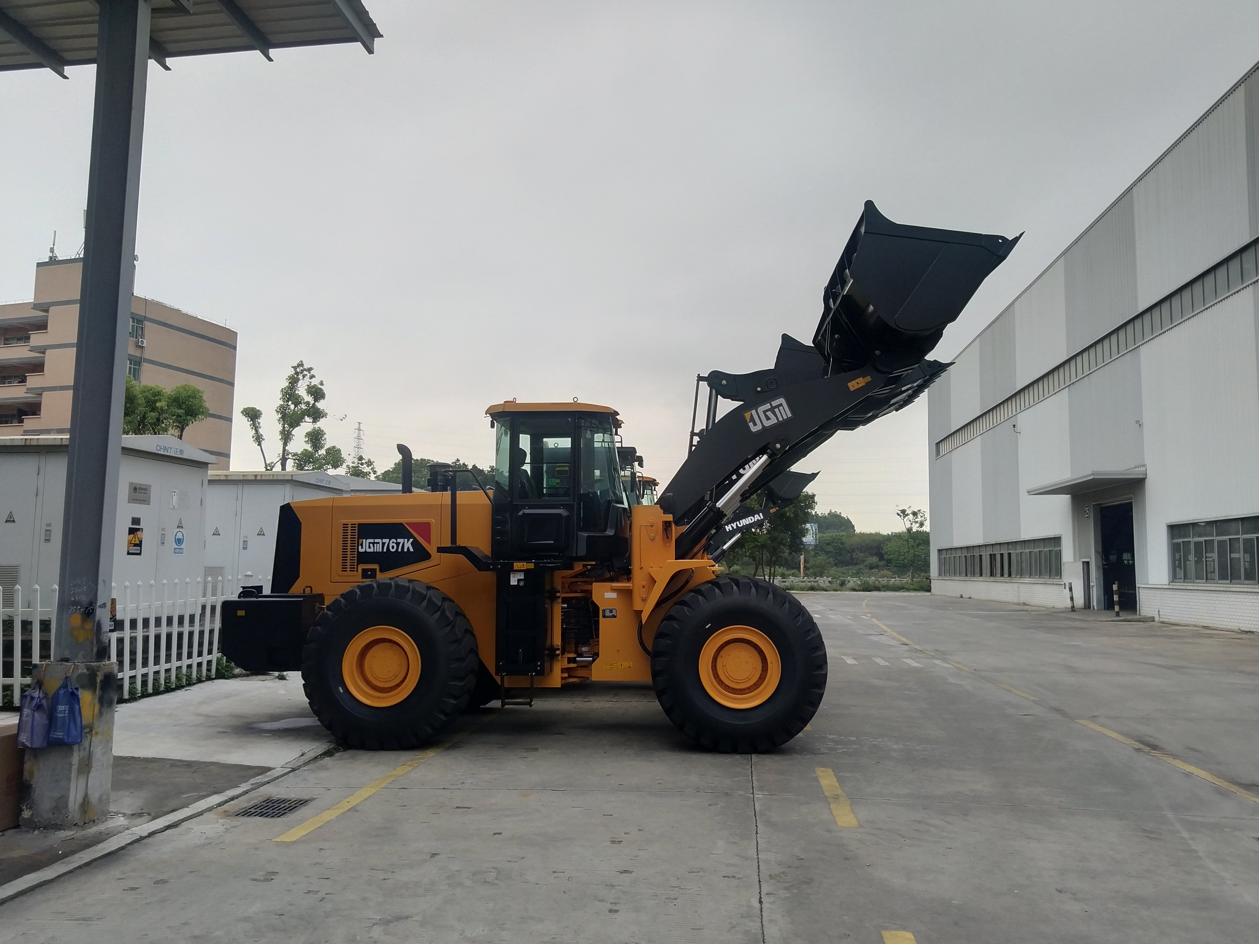 Carregadeiras de rodas médias JGM767K