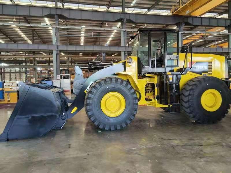 Carregadeiras de rodas médias JGM767K