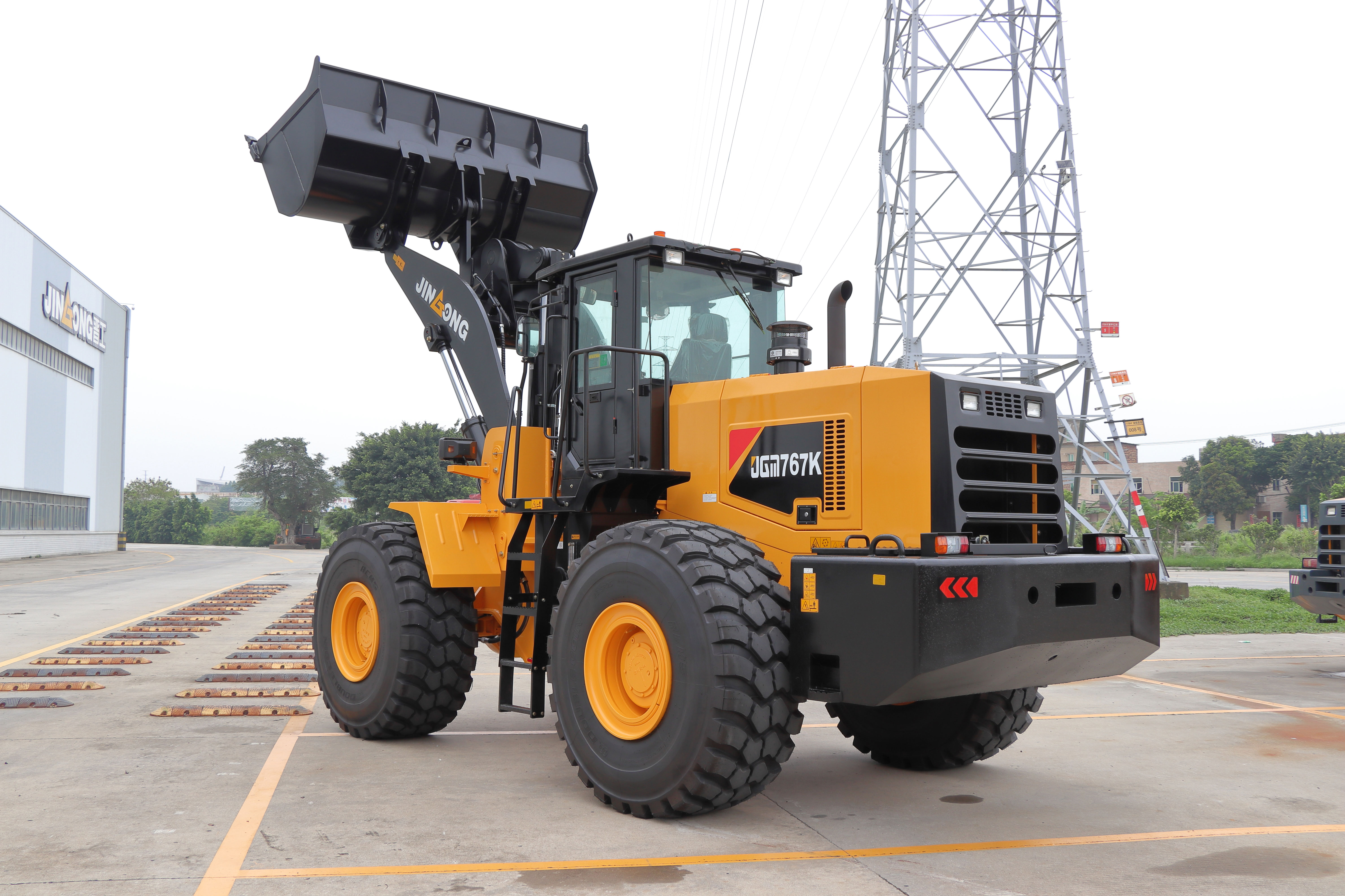 Carregadeiras de rodas médias JGM767K