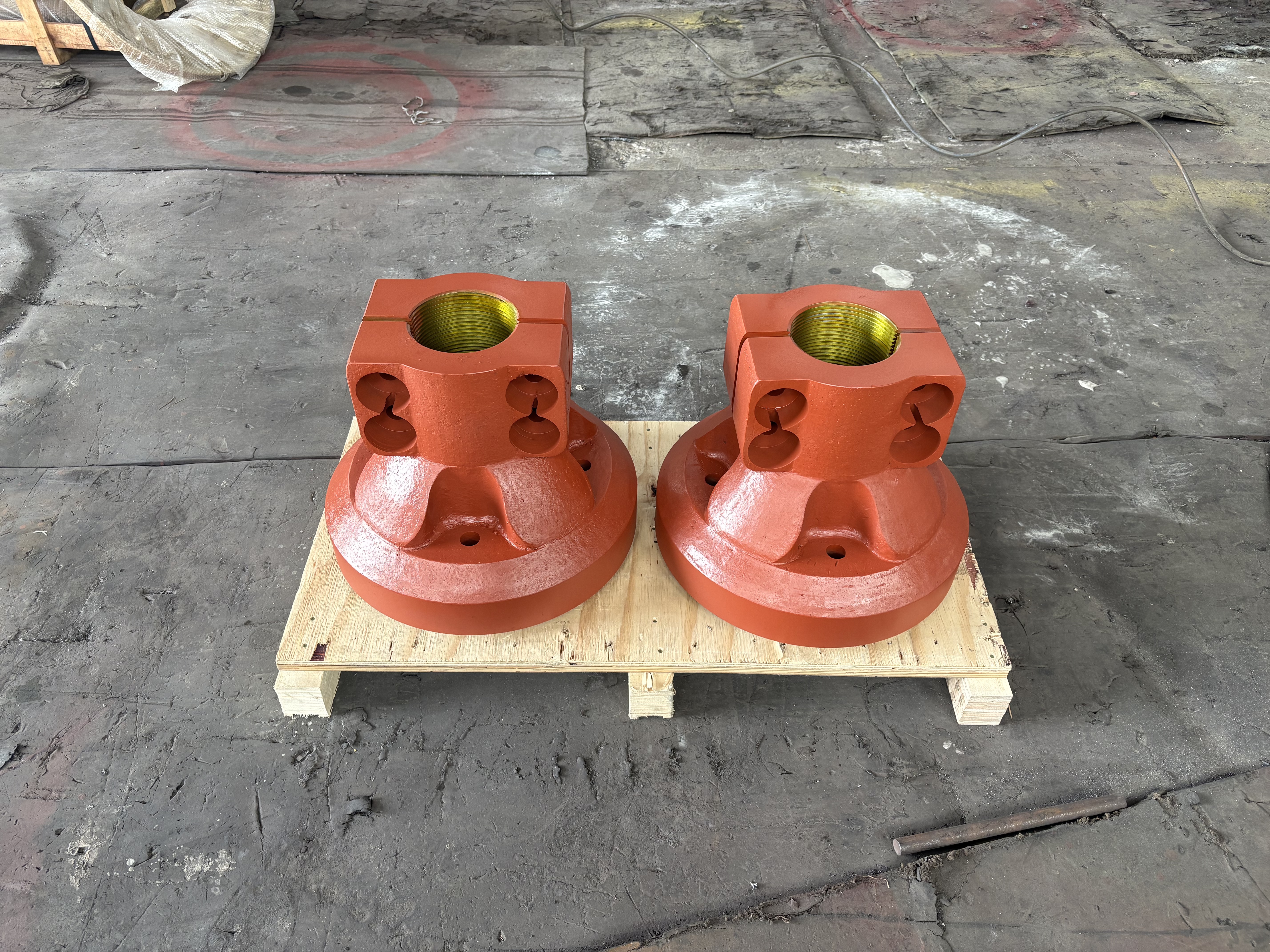 Cone Crusher Head nut with burn ring