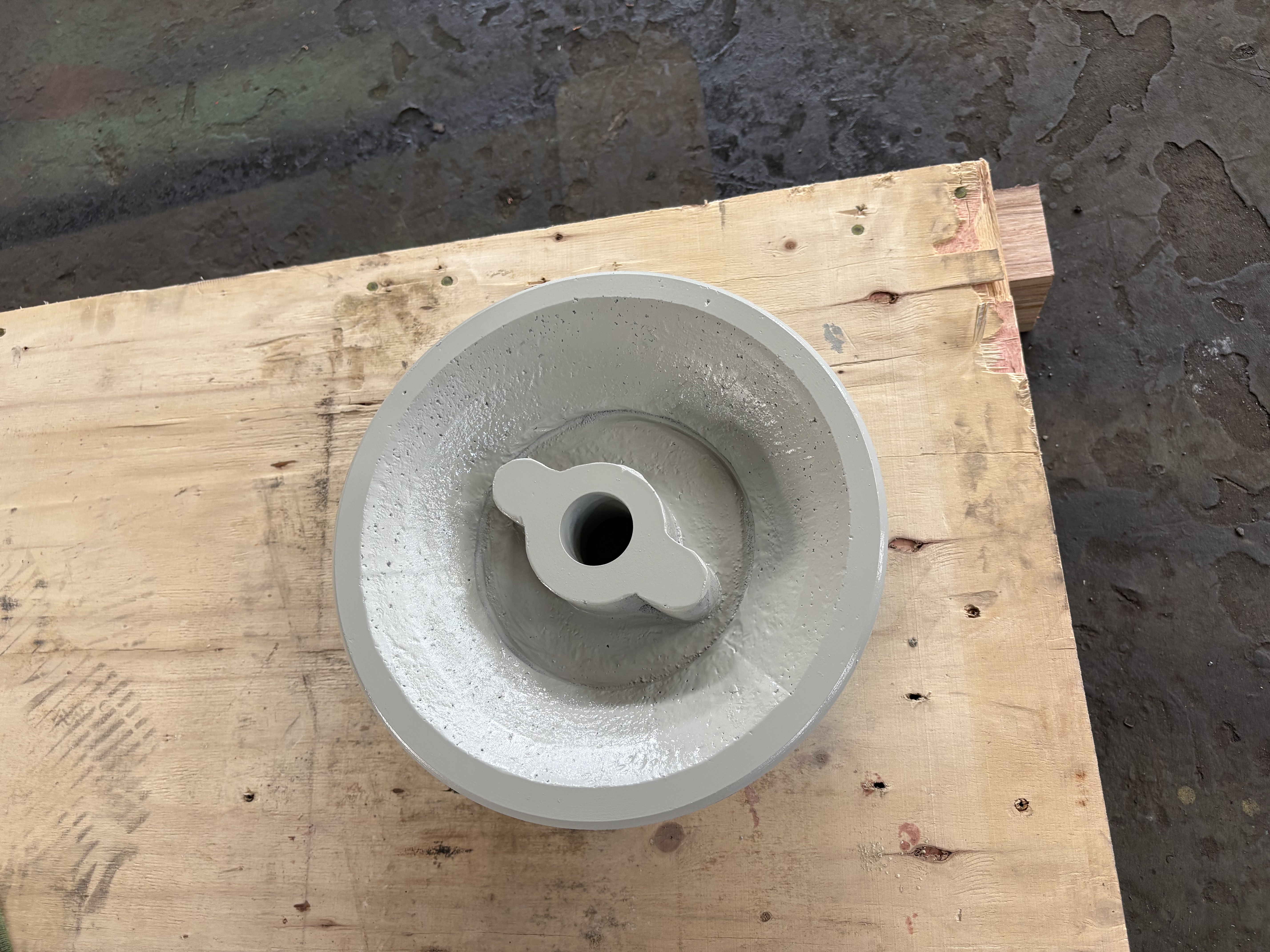 PYB900 Cone Crusher Feed cone