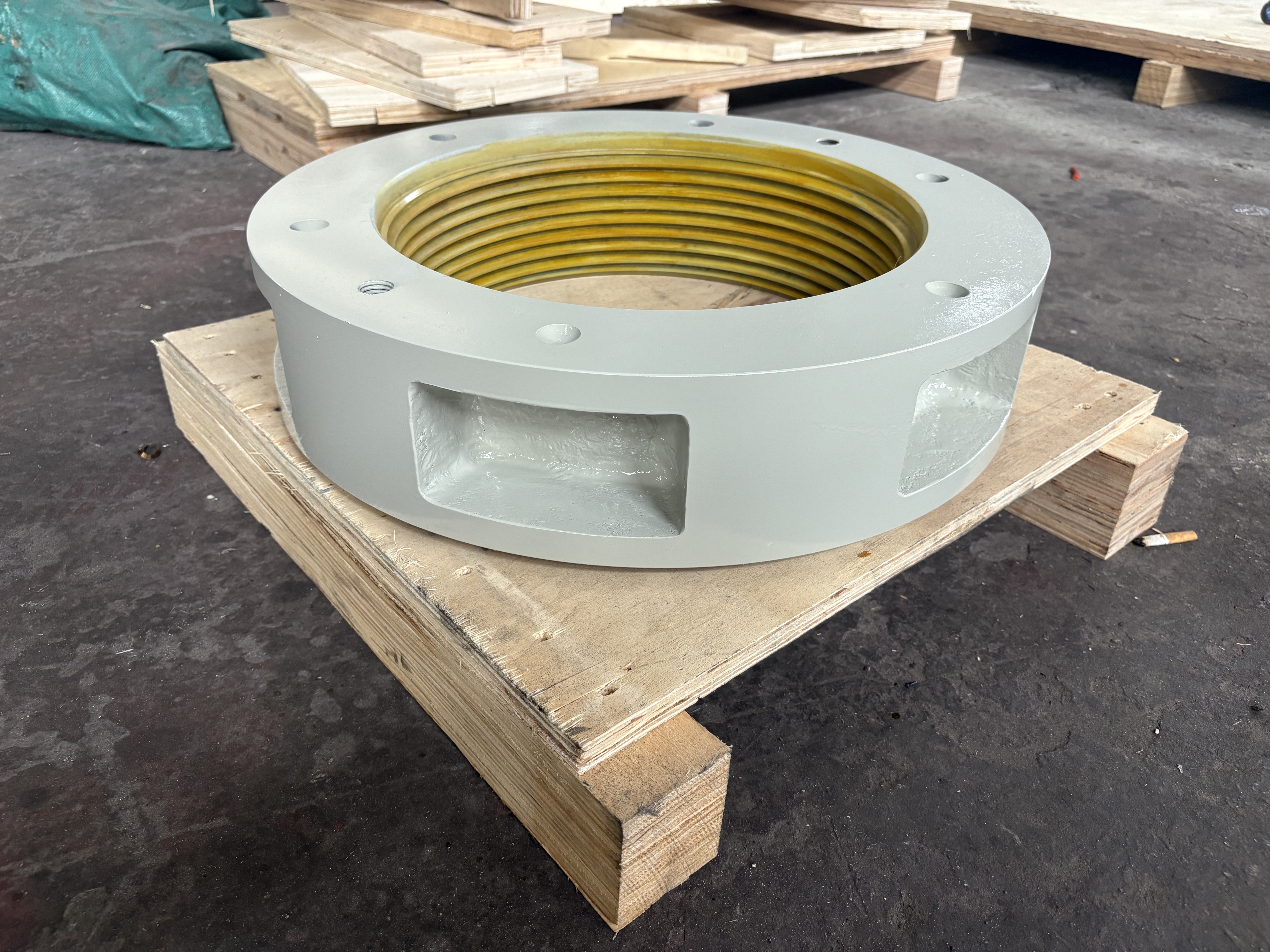 Cone Crusher Locking bolt