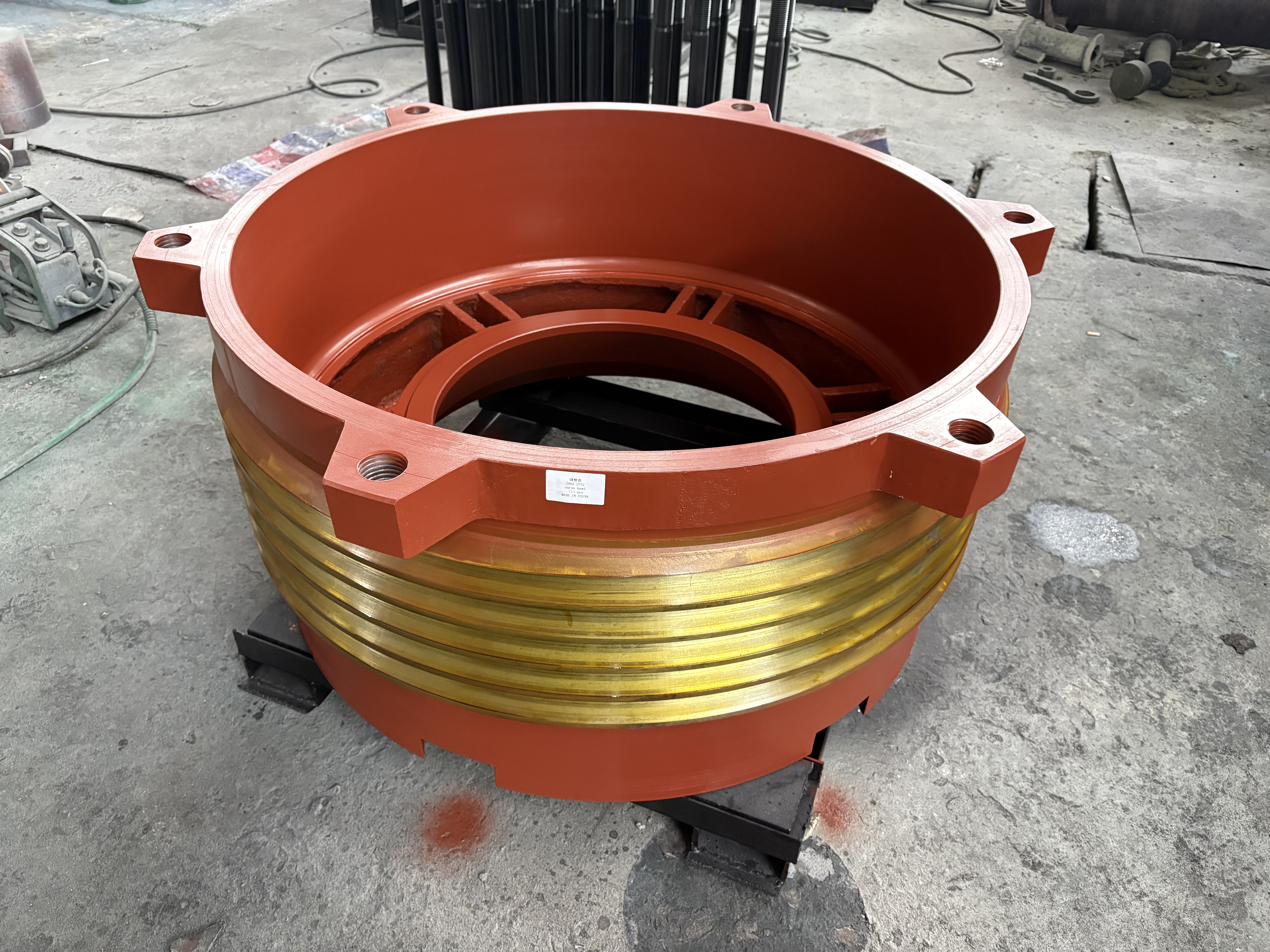 cone crusher regulating sleeve