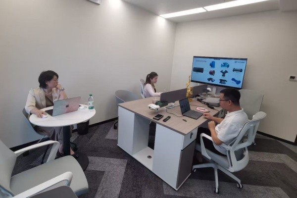 The unveiling ceremony of Shanghai Topsun Industrial Co., Ltd. was successfully held