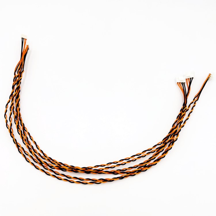 Fabrication de faisceaux de câbles sur mesure