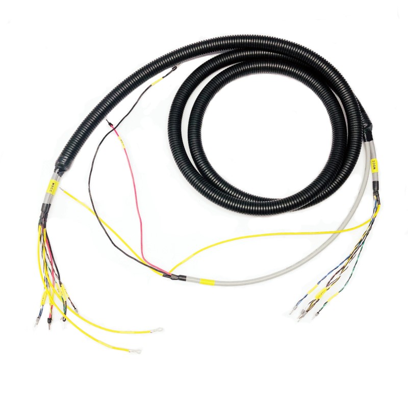 Solutions d'assemblage de faisceaux de câbles sur mesure pour machines