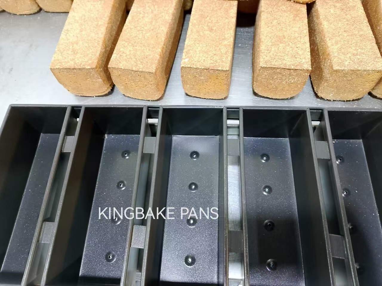 loaf bread pans