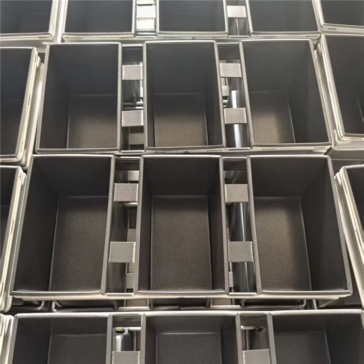 Non-Stick 3 Strap Bread Pans
